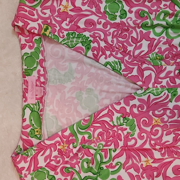 Lilly Pulitzer pink and green sea animal print tunic - Picture 2 of 11
